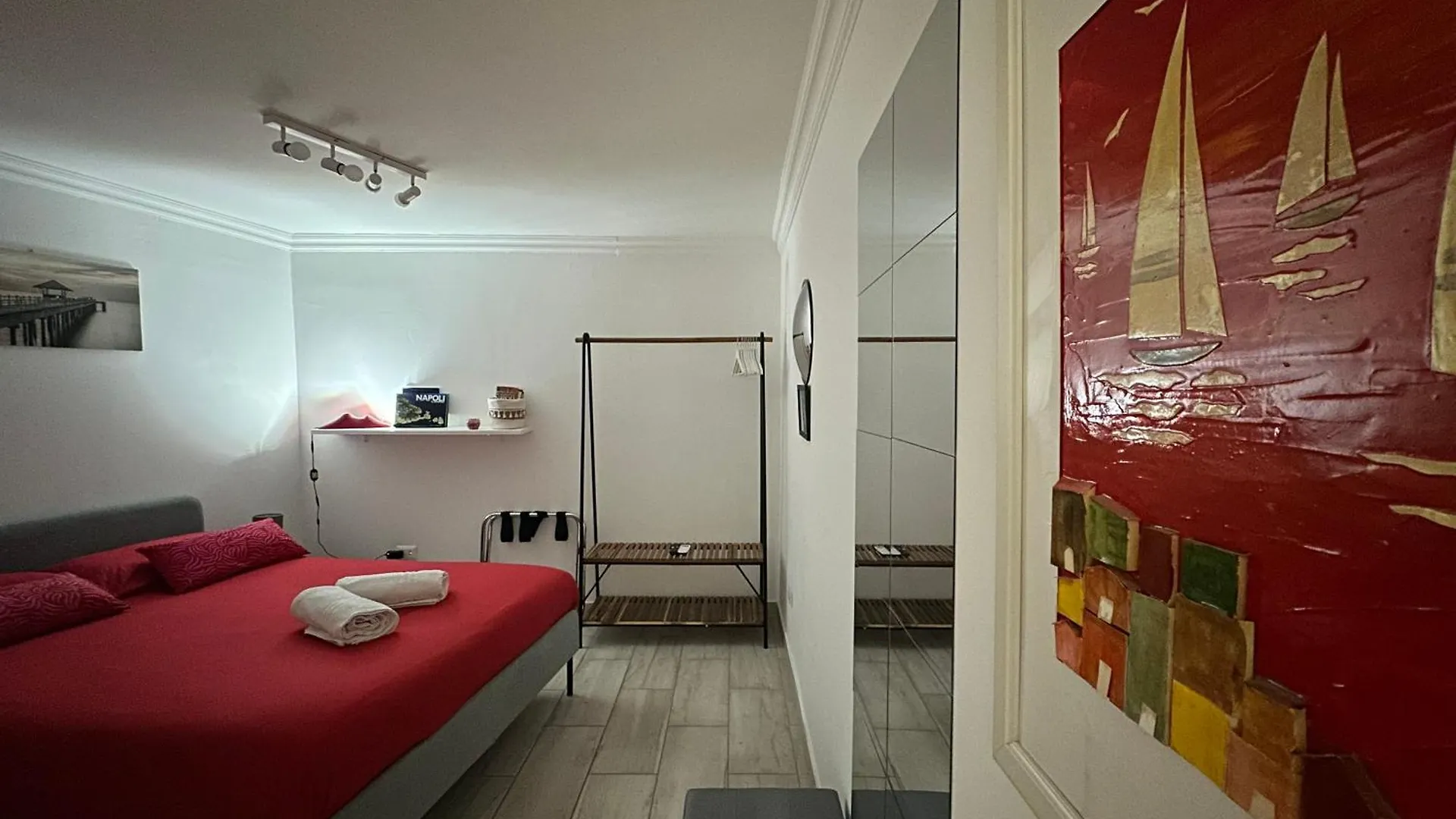 Amare Guest House Neapol Apartmán